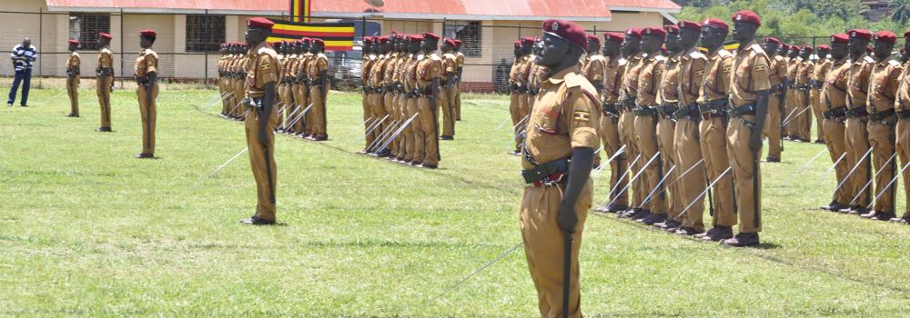 PRESIDENT COMMISSIONS CADET OFFICERS